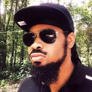 Meet your Posher, Miles